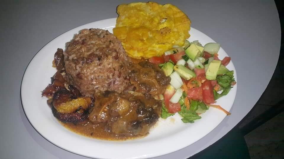 rice n beans con rabo